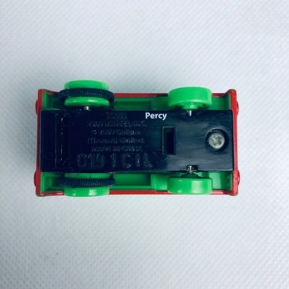 Thomas and Friends Percy Pull Back and Go - 2009 Mattel T5031 019 1 CIL - Picture 2 of 7